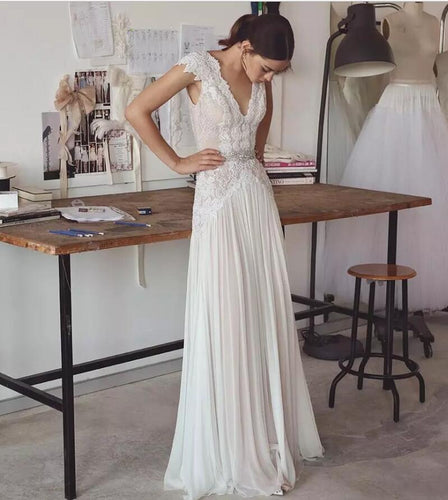 Backless Light Chiffon Wedding Dresses Lace Aplliques Cap Sleeves Sexy V Neckline with Crystals Waist Bride Gowns Sheath Skirt