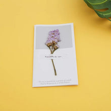 Load image into Gallery viewer, MissYe Store 1pcs Birthday Dried real Flowers Invitations Postcards DIY Wedding Party Festival Greeting Card Decoration